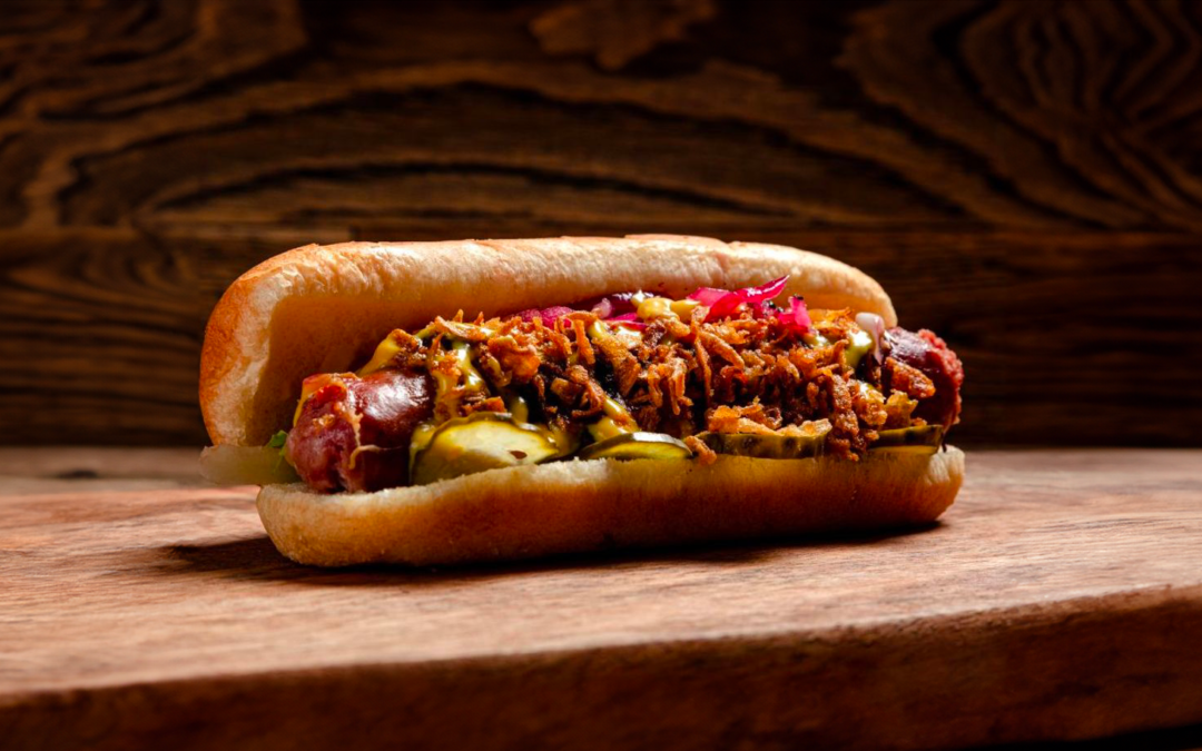 Hot-dog aux oignons confits