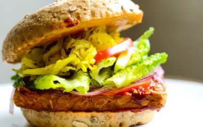 Burger de tempeh au curry et à l’ananas
