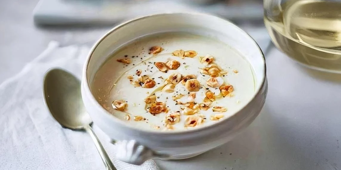 Crème de céleri rave aux noisettes Crème de céleri rave aux noisettes par La Menthe Poivrée, Gometz-le-Châtel